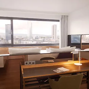 **** Отель Scandic Frankfurt Museumsufer Германия