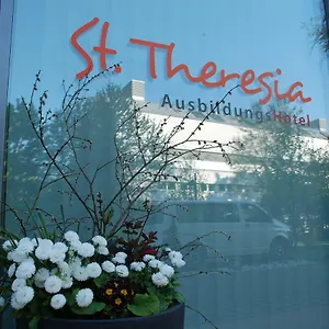 2* Отель Ausbildungshotel St. Theresia